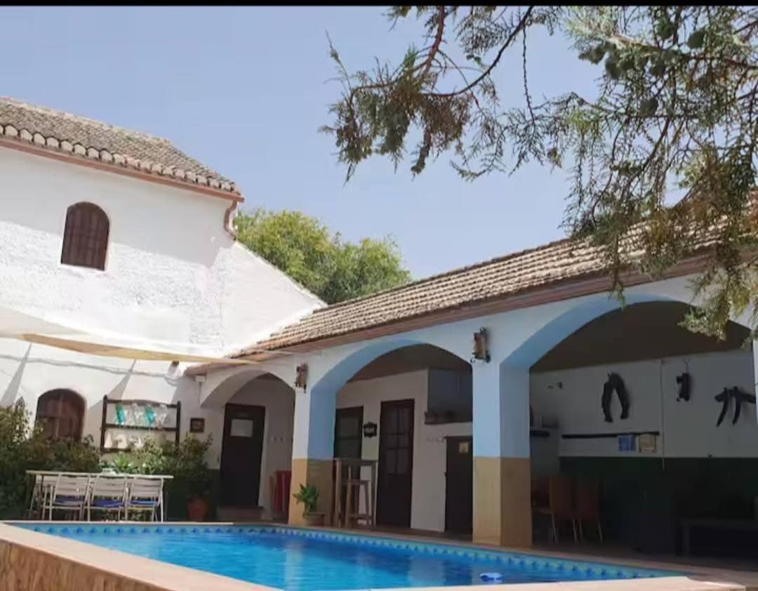 El Cortijuelo * Escoznar